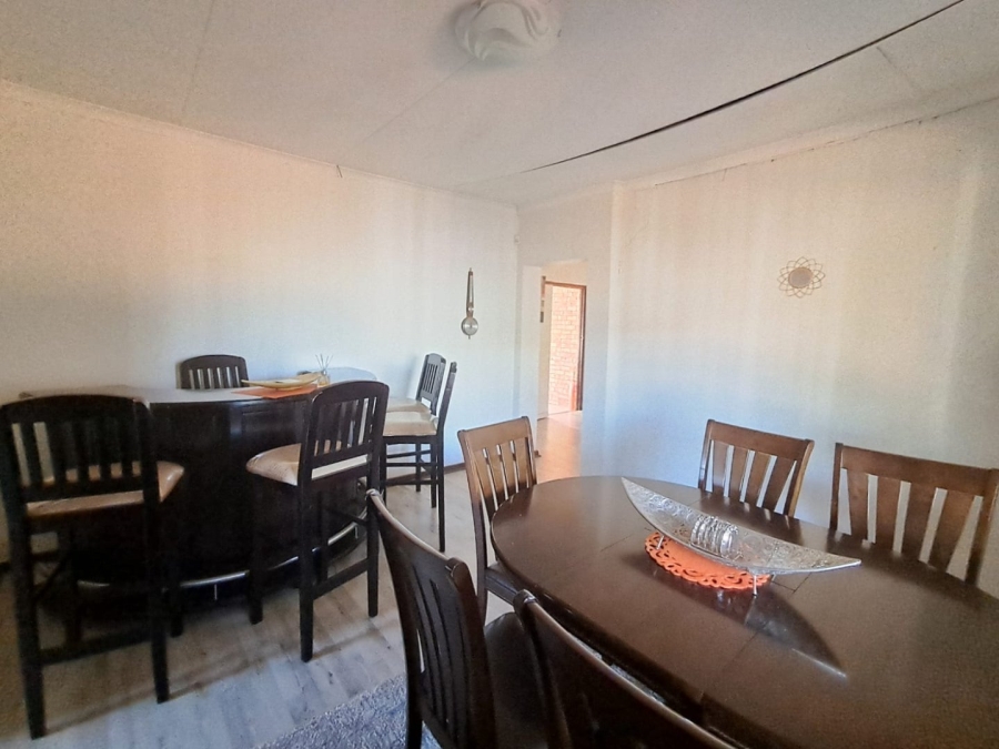 5 Bedroom Property for Sale in Vaalpark Free State